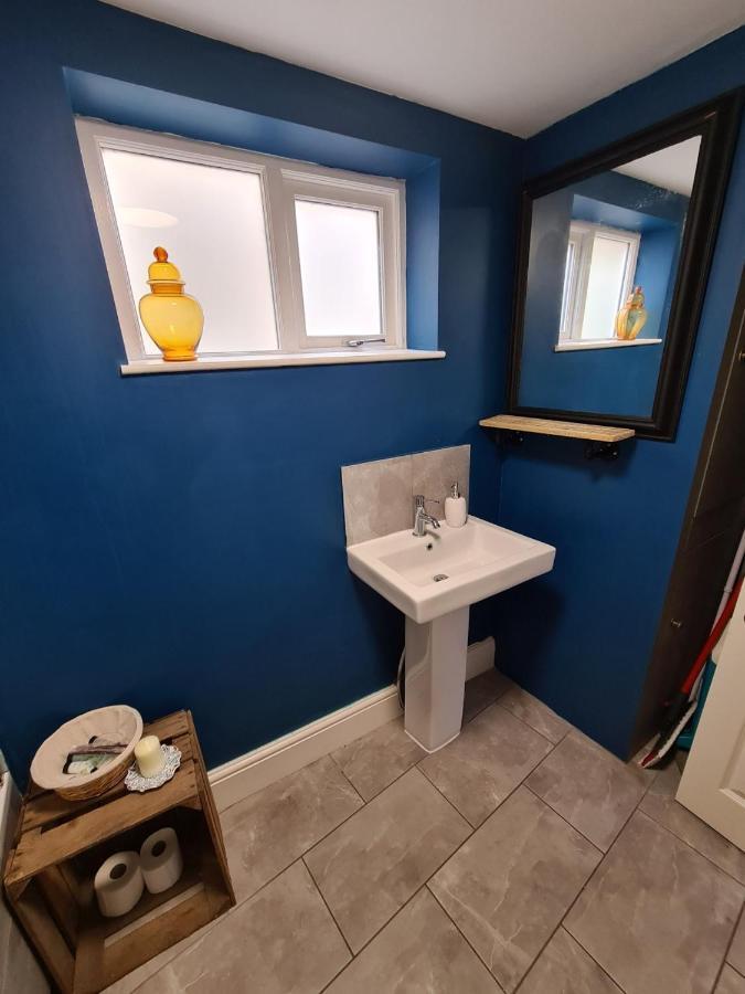Coopers, Ground Floor Apartment With 2 Bedrooms And 2 Bathrooms Within A Georgian Listed Building Burton-upon-Trent Eksteriør billede
